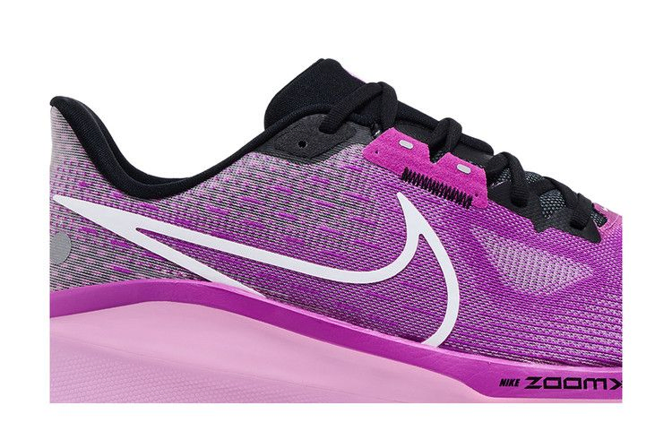 Кроссовки Nike Vomero 17 'Hyper Violet'