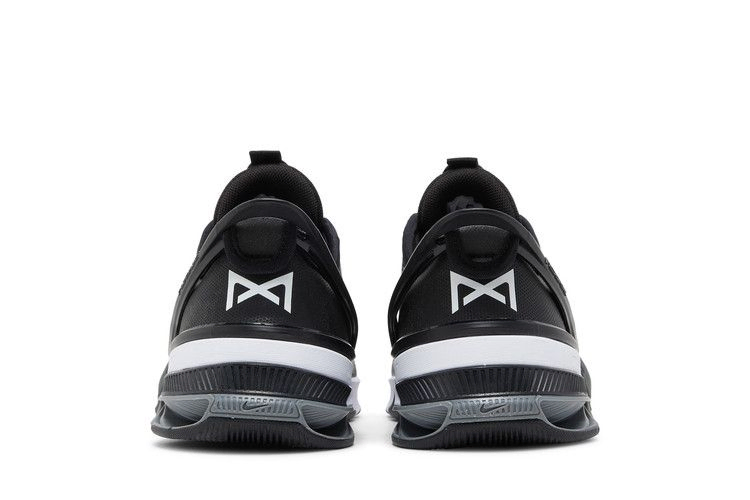 Кроссовки Nike Metcon 8 FlyEase 'Black Dark Smoke Grey'