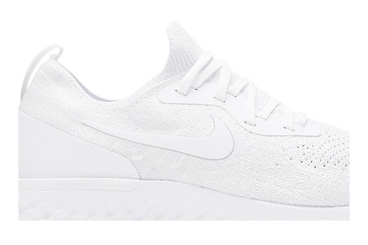 Кроссовки Nike Epic React Flyknit 'Triple White'