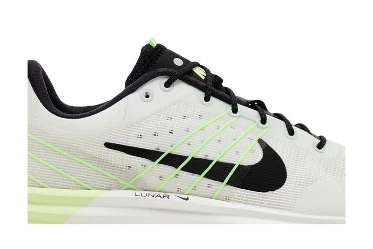 Krossovki-Nike-Lunar-Roam-White-Barely-Volt-1