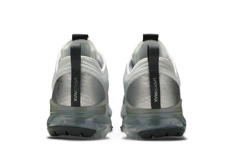 air-vapormax-flyknit-3-white-silver-bq5238-101_05