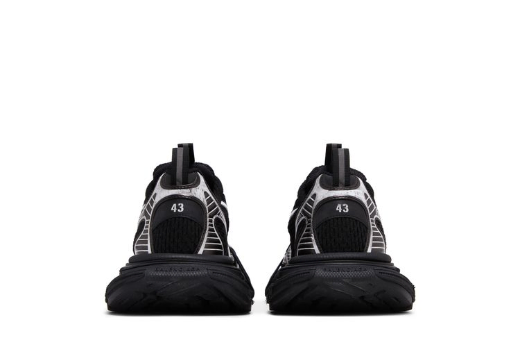balenciaga-3xl-sneaker-worn-out-black-white-734734-w3xl1-1090_05