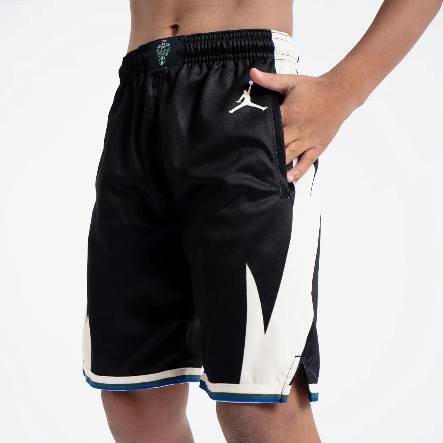 Nike-Milwaukee-Bucks-2024-Statement-Edition-Swingman-Youth-NBA-Shorts-2
