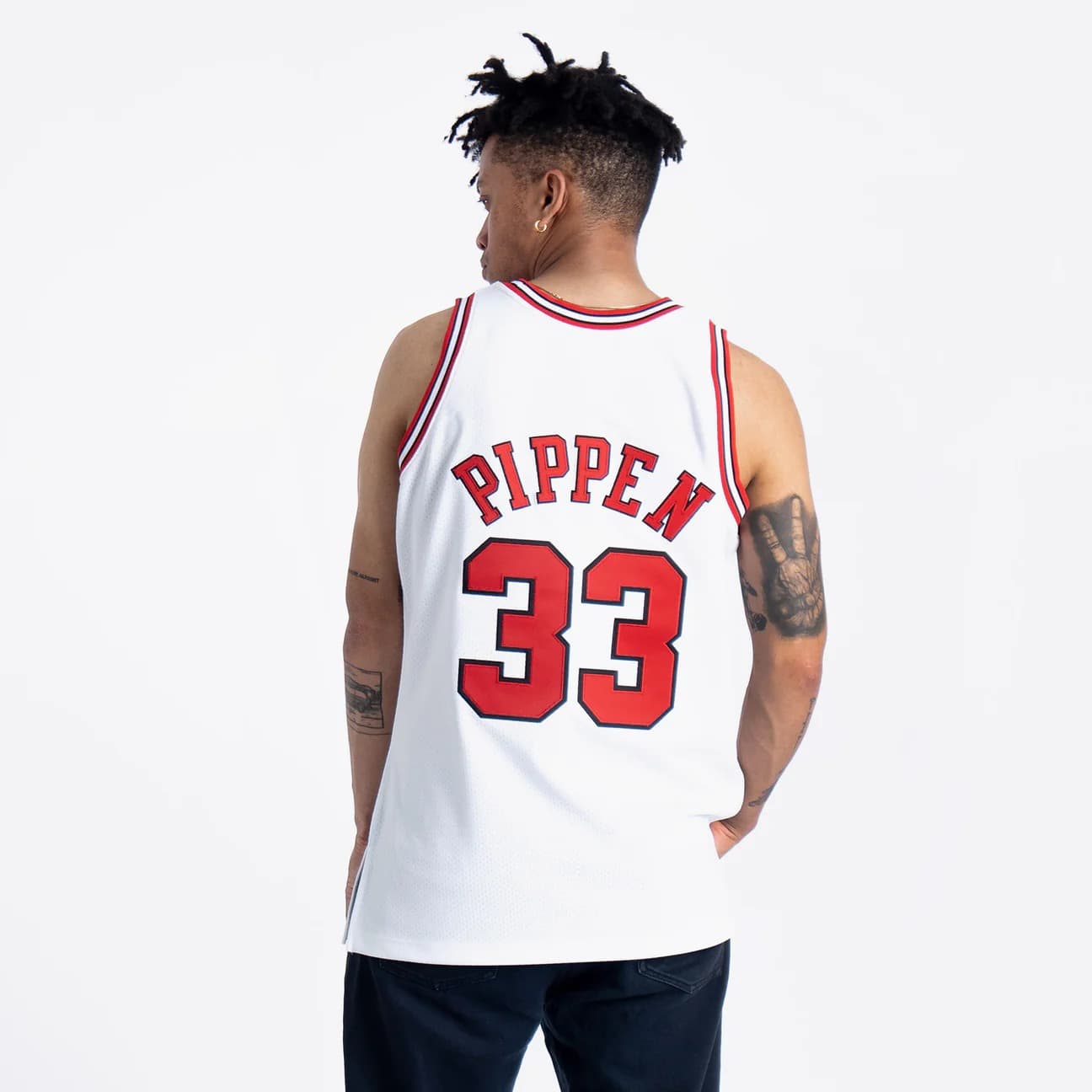 Баскетбольная джерси 1997-1998 Chicago Bulls Scottie Pippen #33 Authentic Finals Hardwood Classic White Jersey