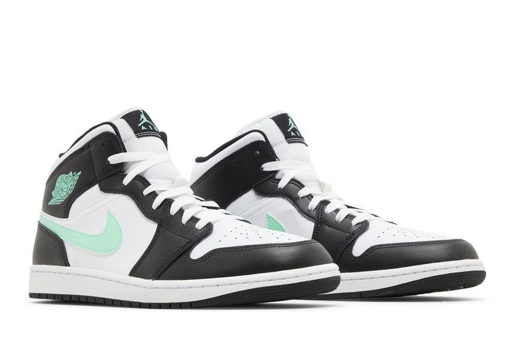air-jordan-1-mid-green-glow-dq8426-103_07