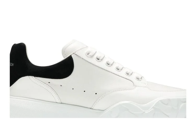 Krossovki-Alexander-McQueen-Oversized-Court-Trainer-White-Black-1