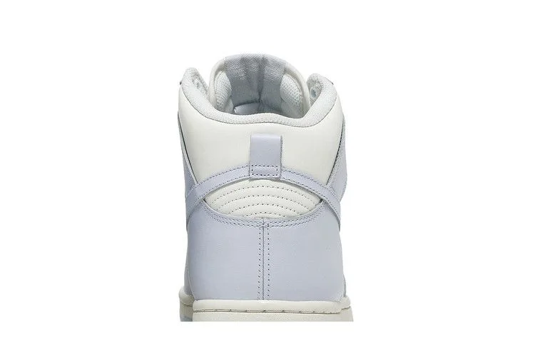 Кроссовки Nike Wmns Dunk High 'Football Grey'