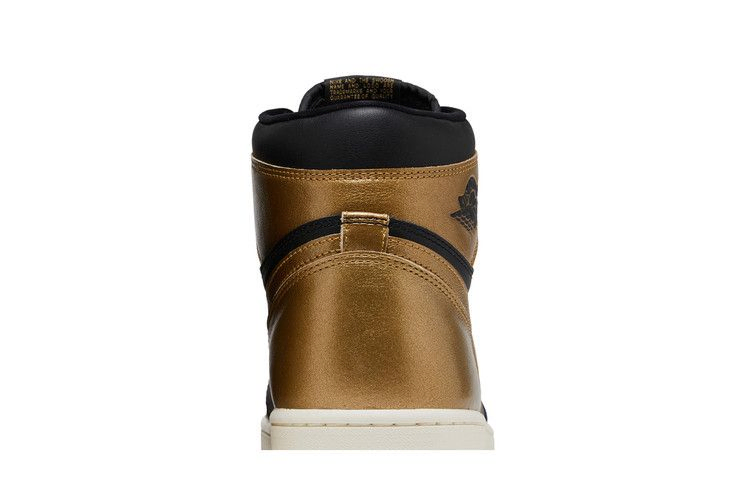 Кроссовки Air Jordan 1 Retro High OG 'Black Gold'