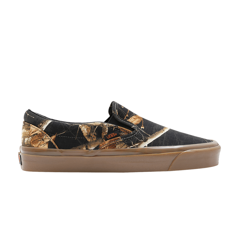 Кроссовки Vans Realtree Classic Slip-On 'Black Gum'