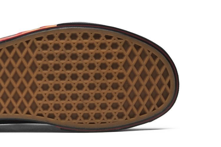 Кроссовки Vans Slip On 'Flame Wall'