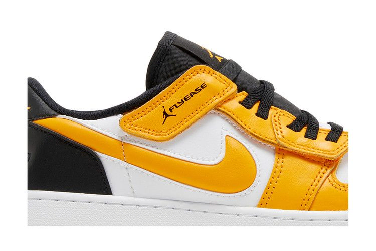 air-jordan-1-low-flyease-gs-taxi-white-dn4639-107_01