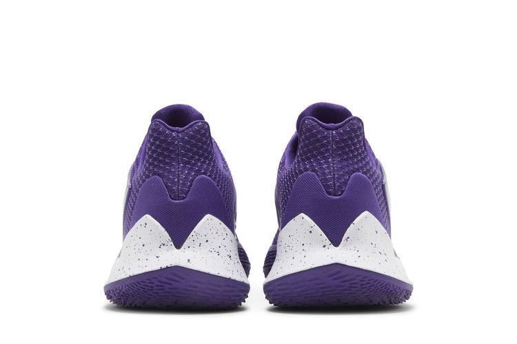 Кроссовки Nike Kyrie Low 2 TB 'Court Purple'