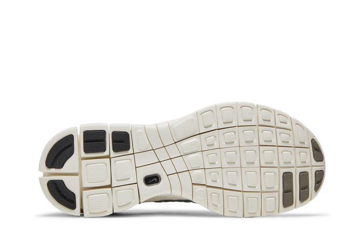 free-inneva-woven-579916-008_03
