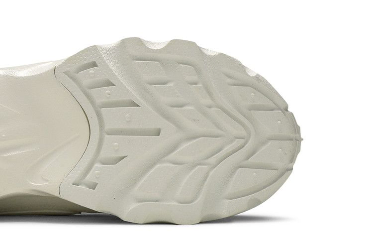 Кроссовки Nike Wmns TC 7900 'Sail'