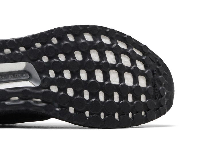 Кроссовки adidas UltraBoost 1.0 'Black Spark'