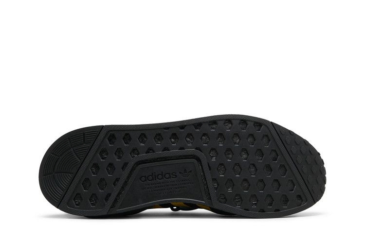nmd_r1-v2-black-solar-gold-gx3849_03