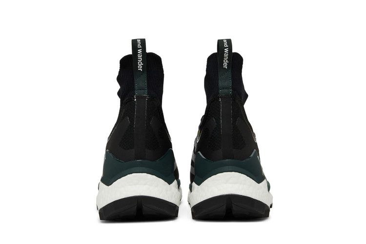 Кроссовки and wander x adidas Terrex Free Hiker 2 'Black Pulse Olive'