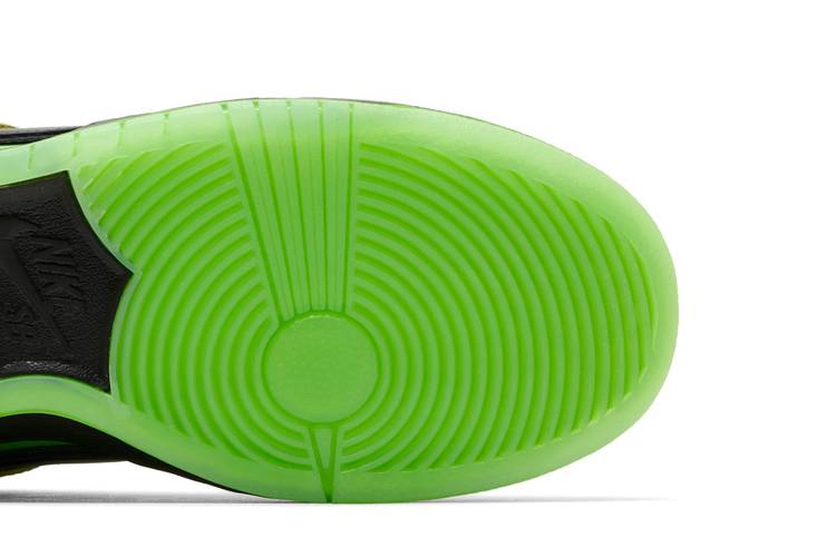 the-powerpuff-girls-x-dunk-low-pro-sb-qs-buttercup-fz8319-300_04