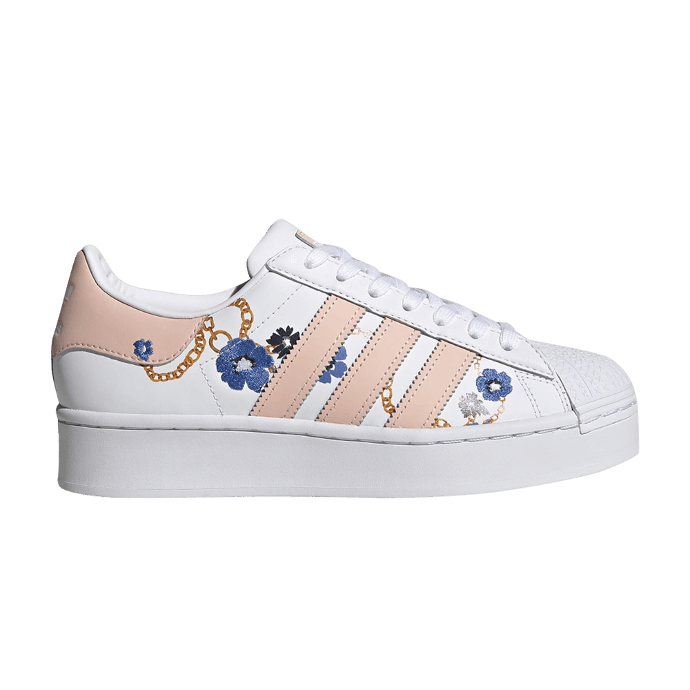 wmns-superstar-bold-floral-fw2547