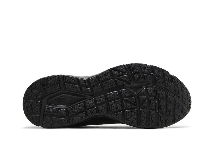jog-100s-triple-black-1201a325-001_03