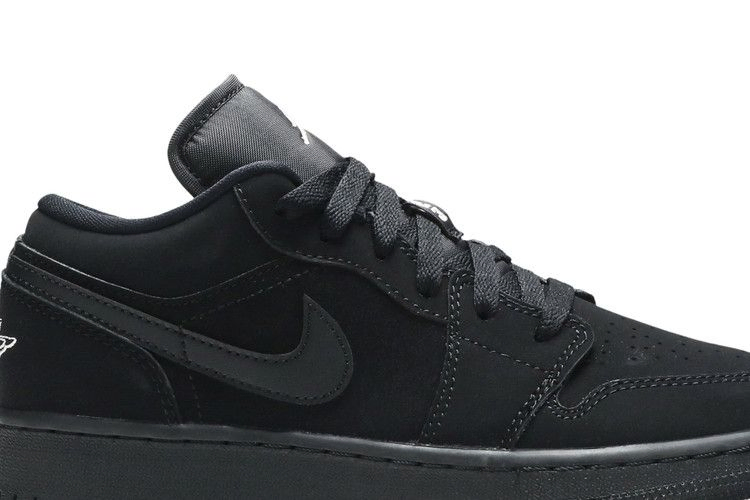 Кроссовки Air Jordan 1 Retro Low GS 'Triple Black'