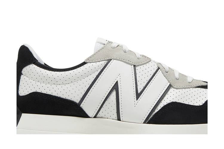 Кроссовки New Balance 327 'White Black Grey'
