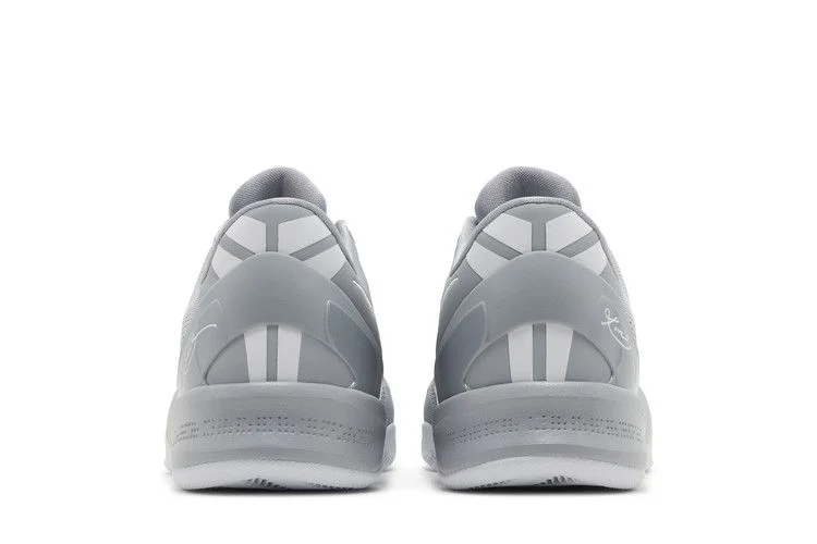 Krossovki-Nike-Kobe-8-Protro-Wolf-Grey-5