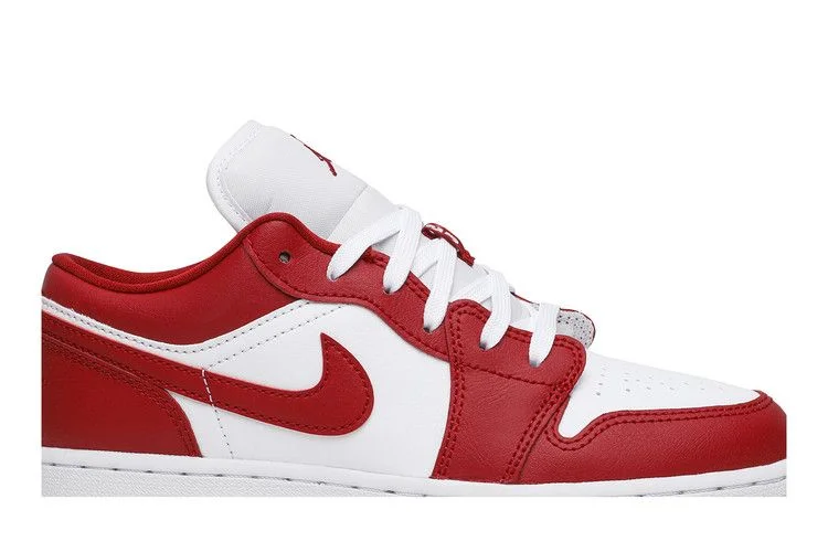 Krossovki-Air-Jordan-1-Low-GS-Gym-Red-1