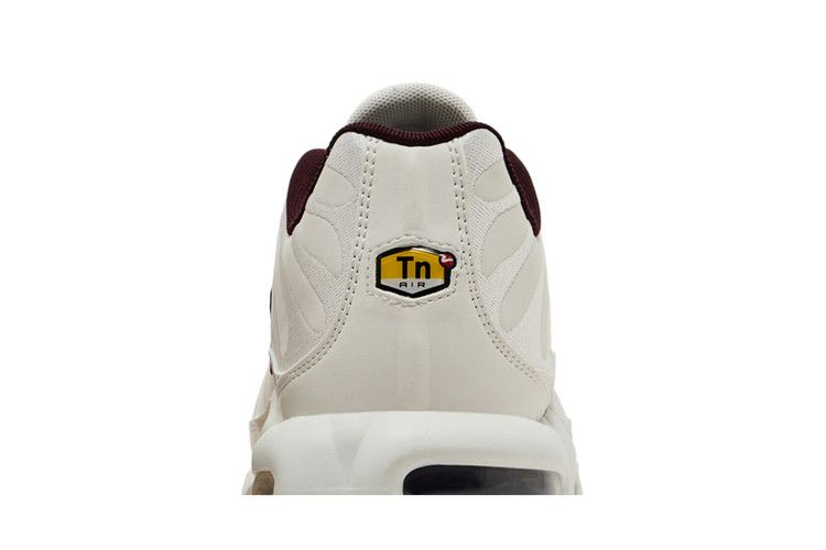Кроссовки Nike Air Max Plus Premium 'Phantom Burgundy Crush'