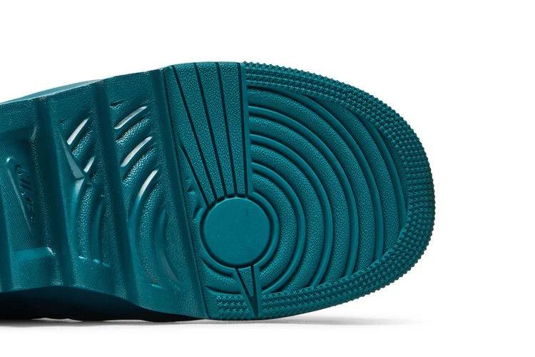 Krossovki-Wmns-Air-Jordan-1-Jester-XX-4