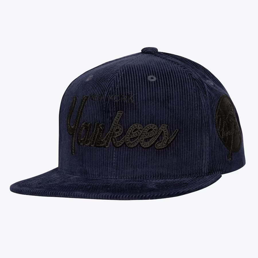 Бейсболка Mitchell & Ness Navy New York Yankees Corduroy Snapback Hat