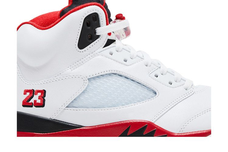 Кроссовки Air Jordan 5 Retro 'Fire Red' 2025