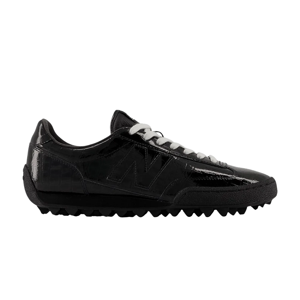 Krossovki-New-Balance-Gator-Run-Black