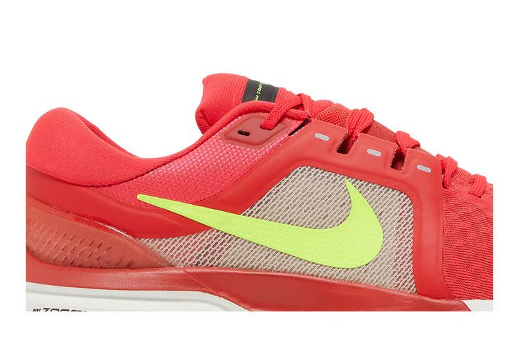 Кроссовки Nike Air Zoom Vomero 16 'Siren Red Volt'