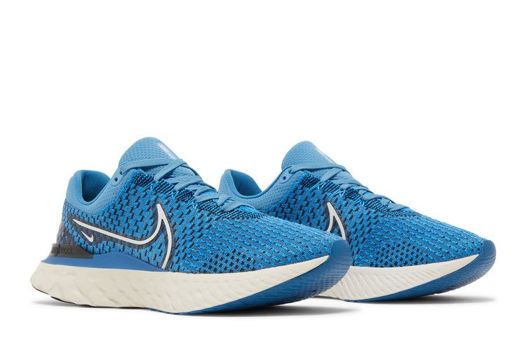 react-infinity-run-flyknit-3-dutch-blue-black-dh5392-400_07