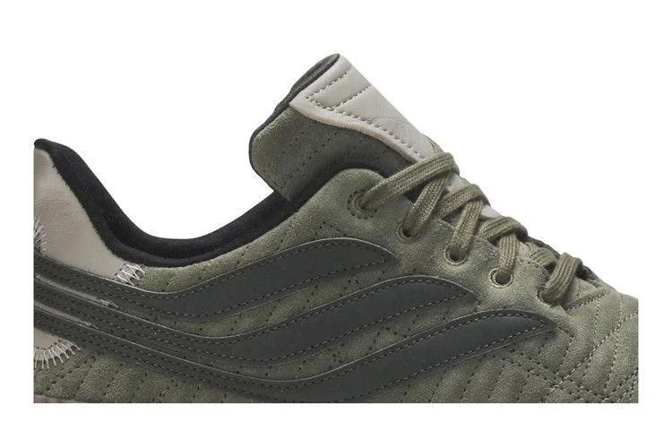 Krossovki-Adidas-Sobakov-Raw-Khaki-Cargo-1