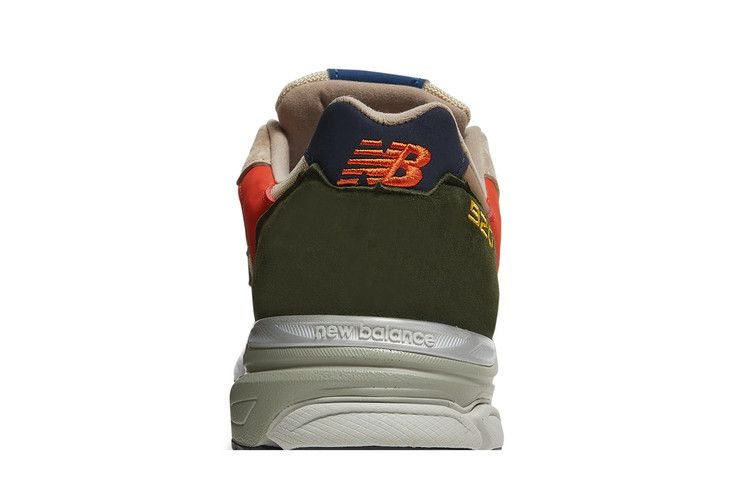 Кроссовки New Balance 920 Made in England 'Sand Dark Green'