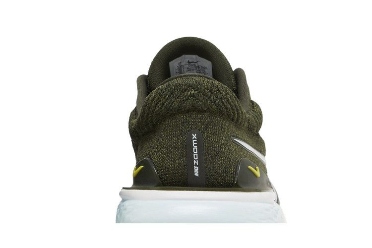 Кроссовки Nike ZoomX Invincible Run Flyknit 2 'Rough Green'