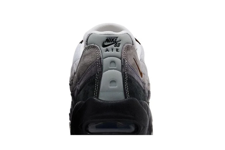 Кроссовки Nike SB x Air Max 95 OG 'Cacao Wow'