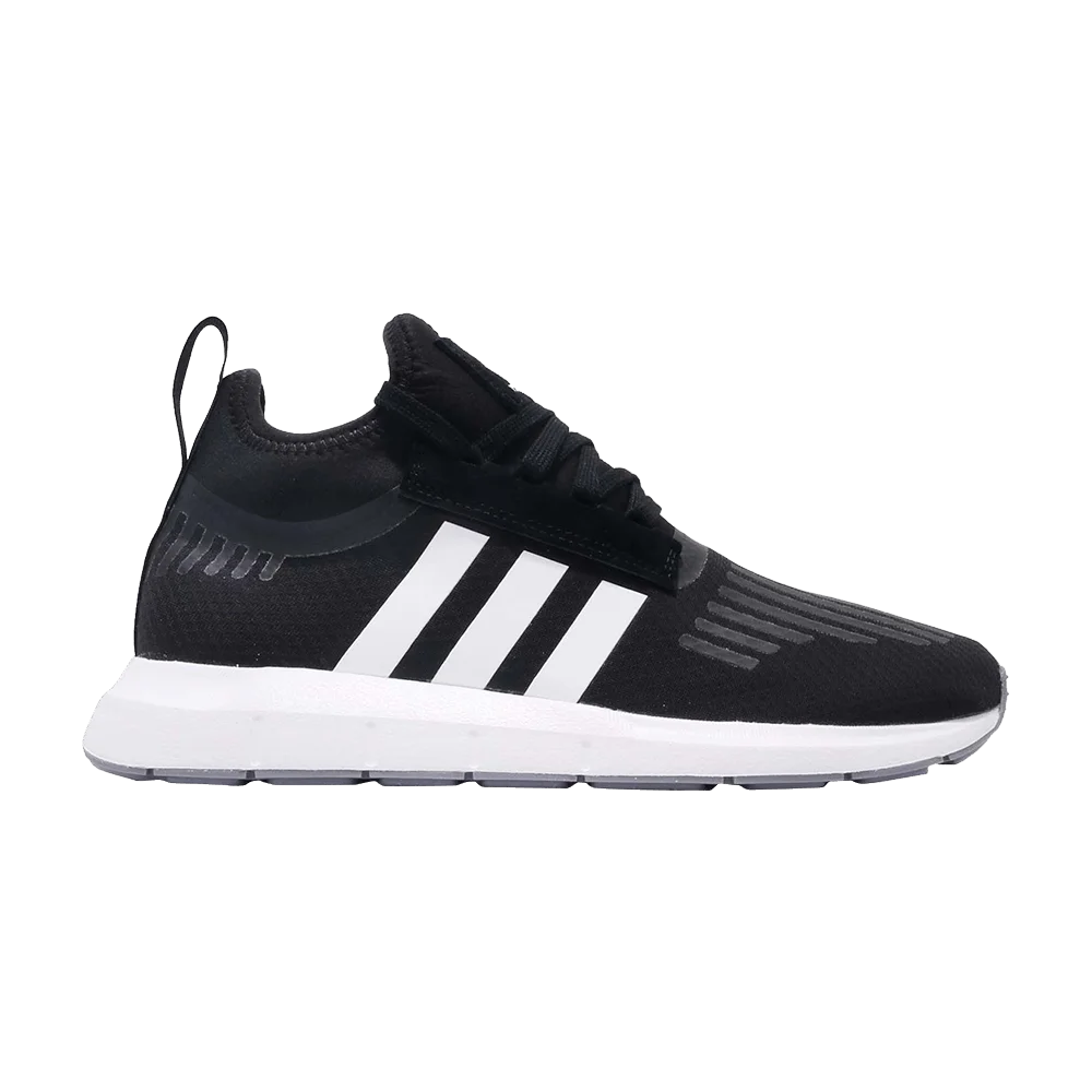 Krossovki-Adidas-Swift-Run-Barrier-Core-Black