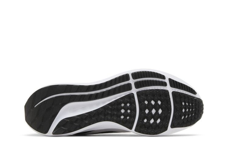 wmns-air-zoom-pegasus-40-black-white-dv3854-001_03