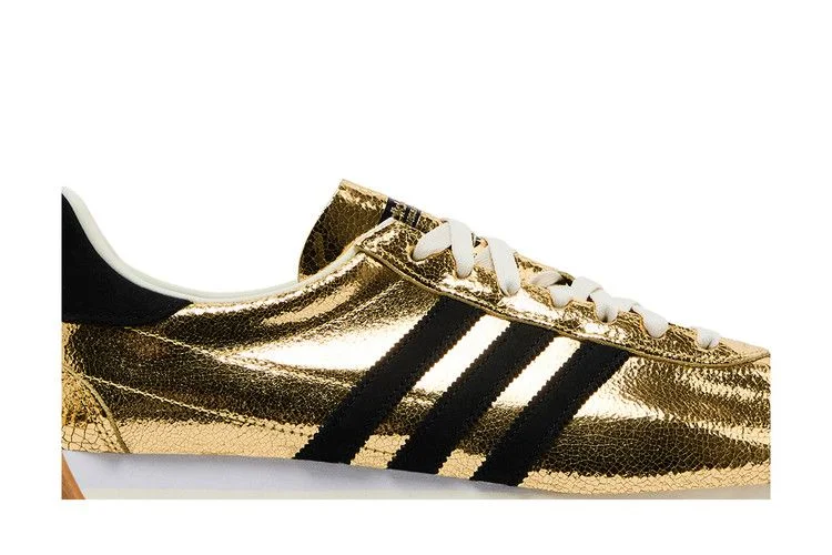 Krossovki-adidas-Wmns-Country-OG-Gold-Metallic-Black-1