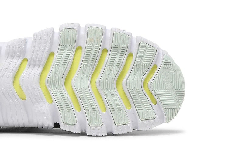 Кроссовки Nike Wmns Free Metcon 3 'Black Bright Mango'