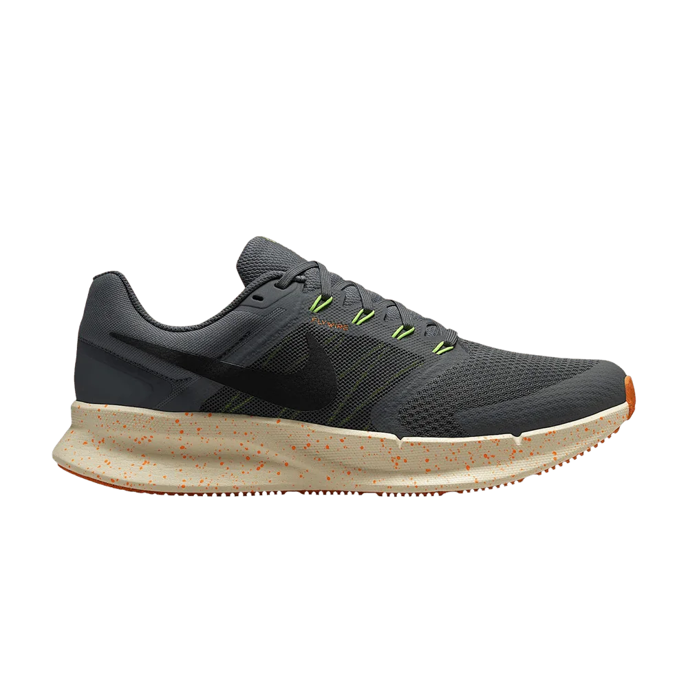 Krossovki-Nike-Run-Swift-3-Iron-Grey-Total-Orange