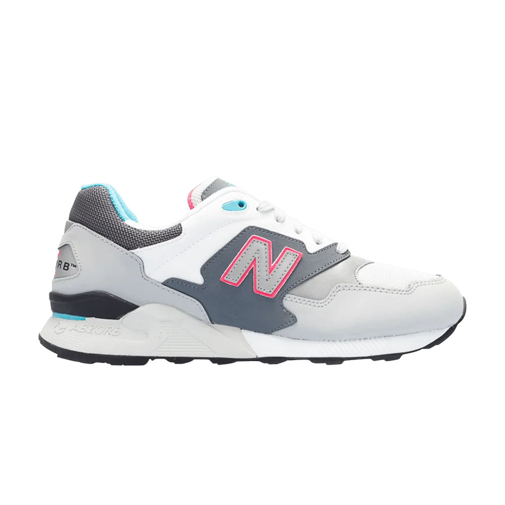 Krossovki-New-Balance-878-4