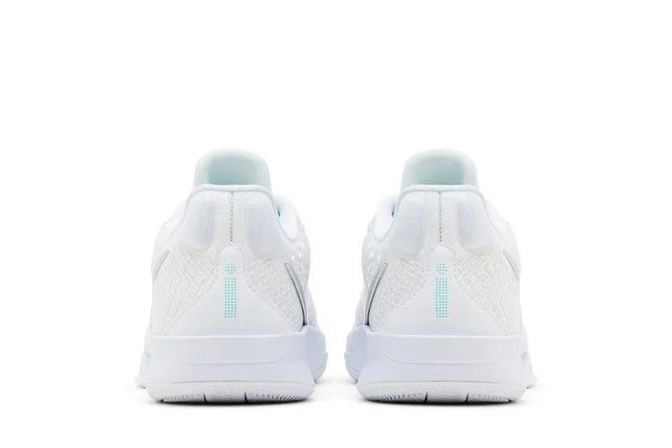 Krossovki-Nike-Wmns-Sabrina-2-White-Noise-5