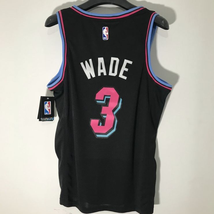 2018-19-Dwyane-Wade-Miami-Heat-3-City-Edition-Black-3
