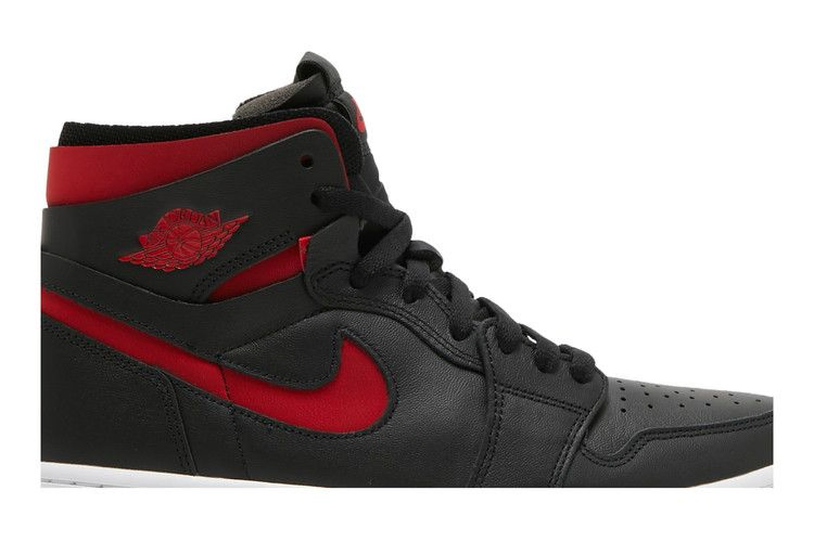wmns-air-jordan-1-high-zoom-comfort-black-university-red-ct0979-006_01