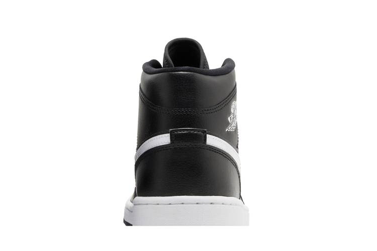 Кроссовки Wmns Air Jordan 1 Mid 'Black White'