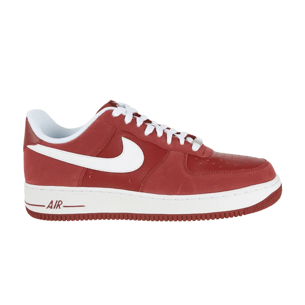 Krossovki-Nike-Air-Force-1-07-Team-Red